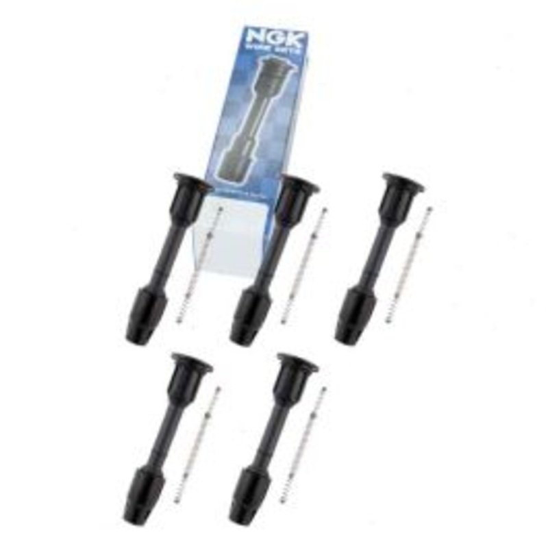 5 pc NGK Ignition Coil Boots for 2001 Nissan Pathfinder 3.5L V6