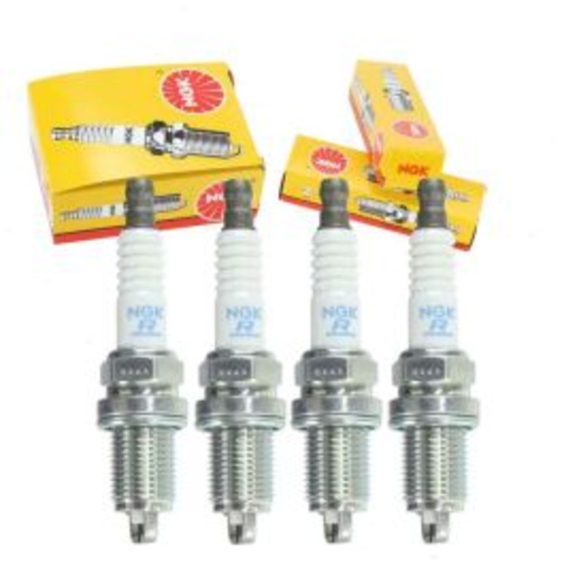 4 pc NGK Standard Spark Plugs for 1998-1999 Toyota Corolla 1.8L L4