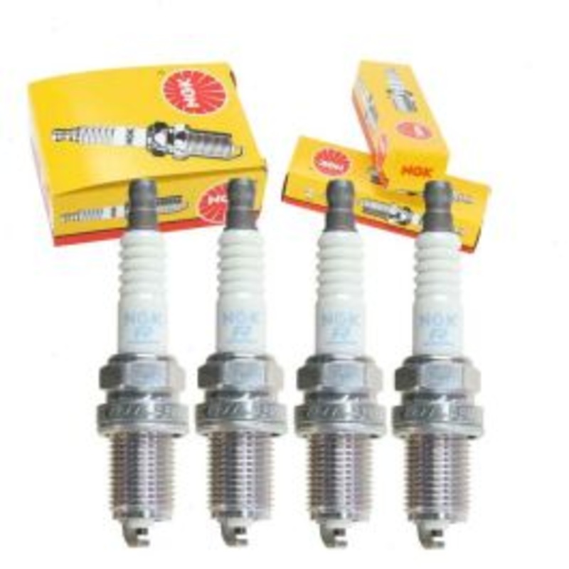 4 pc NGK Standard Spark Plugs for 1993-1997 Toyota Corolla 1.6L 1.8L L4