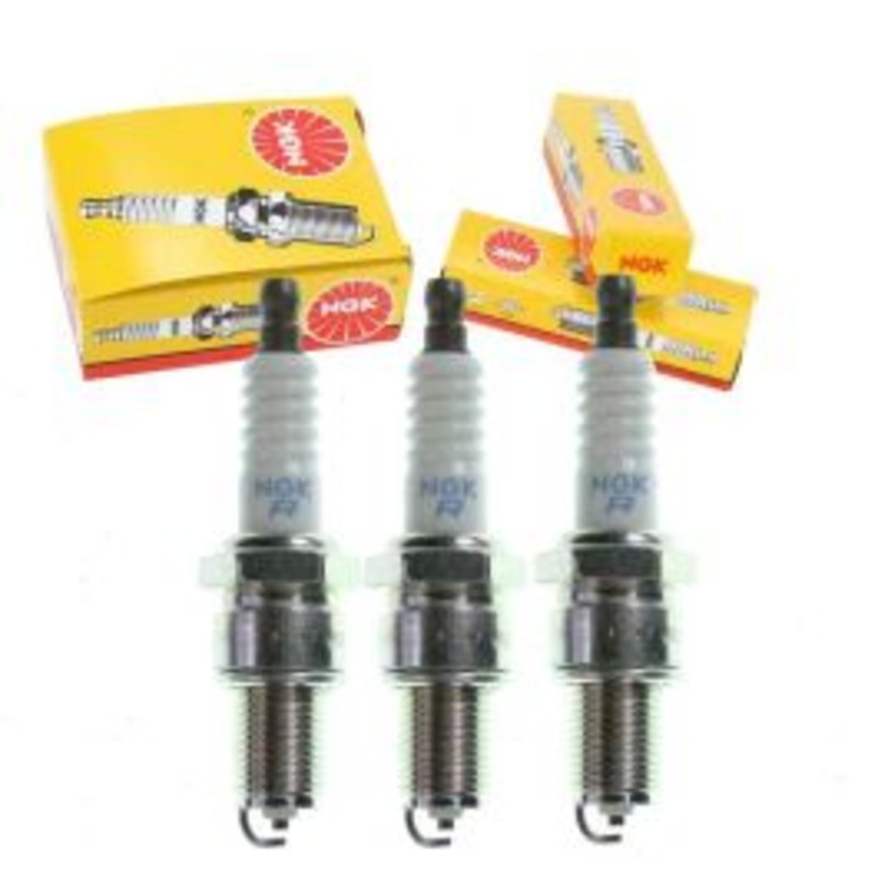 3 pc NGK Standard Spark Plugs for 1998-2000 Chevrolet Metro 1.0L L3