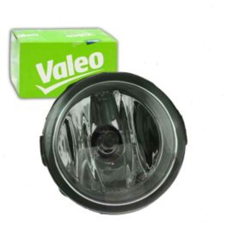 Valeo Left Fog Light for 2007-2011 Nissan Versa 1.6L 1.8L L4
