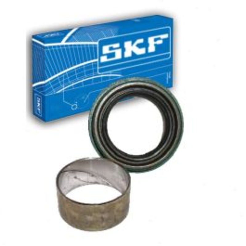 SKF Rear Transfer Case Output Shaft Seal Kit for 1981-1986 Chevrolet K20